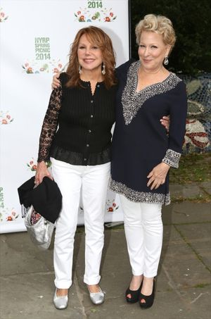 Marlo Thomas and Bette Midler @ BroadwayWorld Marlo Thomas and Bette Midler Photo