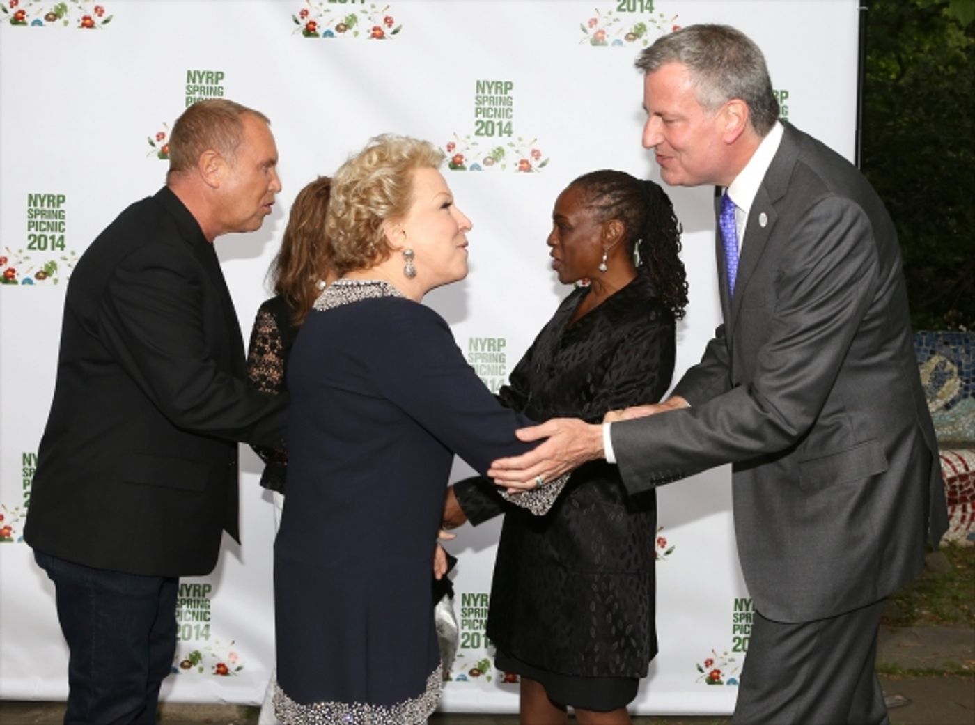 Photo Coverage: Bette Midler Hosts New York Restoration Project's 13th Annual Spring Picnic!  Image