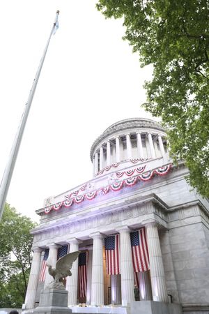 The 13th Annual New York Restoration Project Spring Picnic at The General Grant National Memorial on May 29, 2014 @ BroadwayWorld The 13th Annual New York Restoration Project Spring Picnic at The General Grant Natio Photo