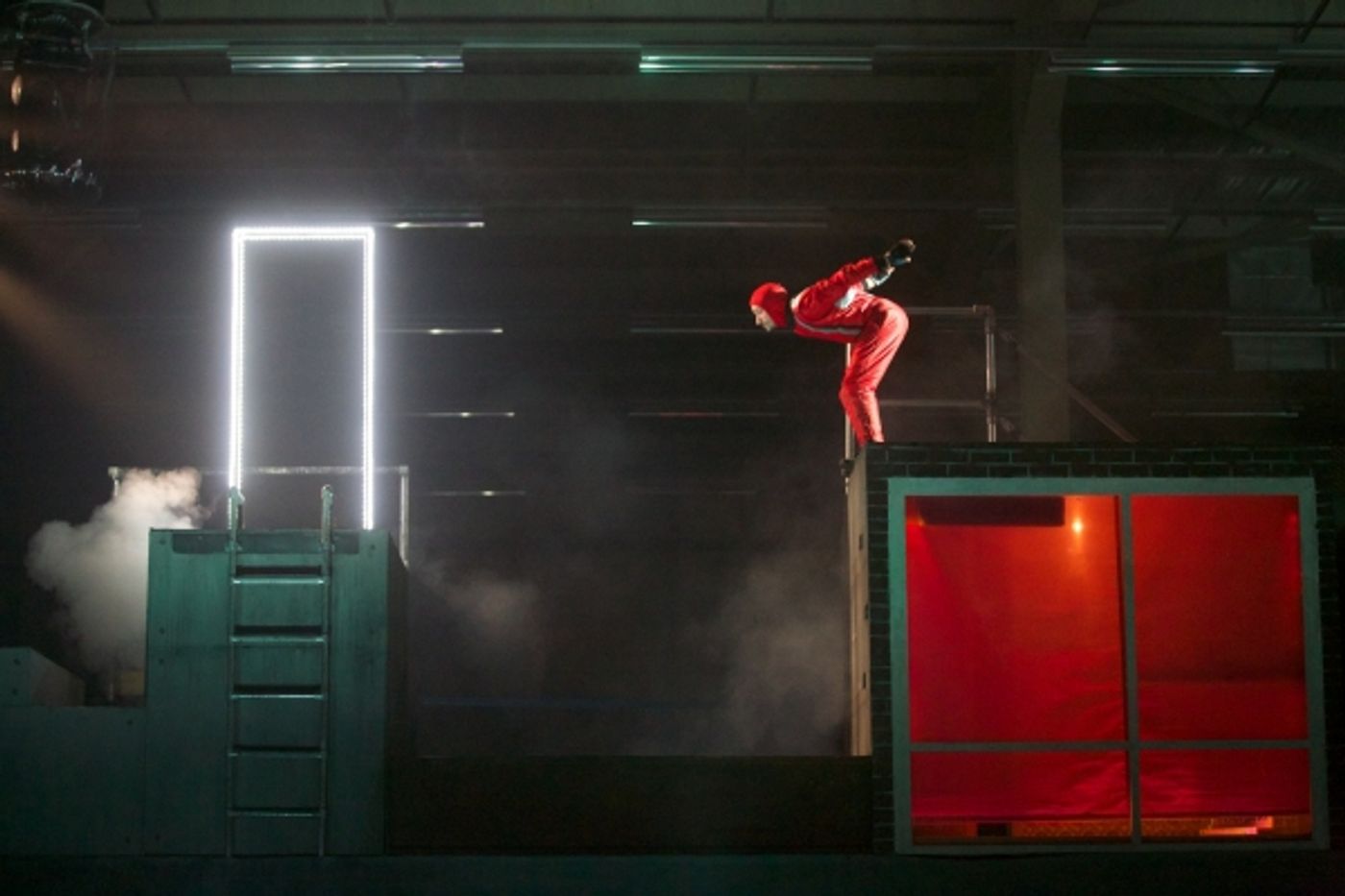 Photo Flash: New Shots from 360 Degree-Performance THE ROOF at Doon Street Car Park  Image