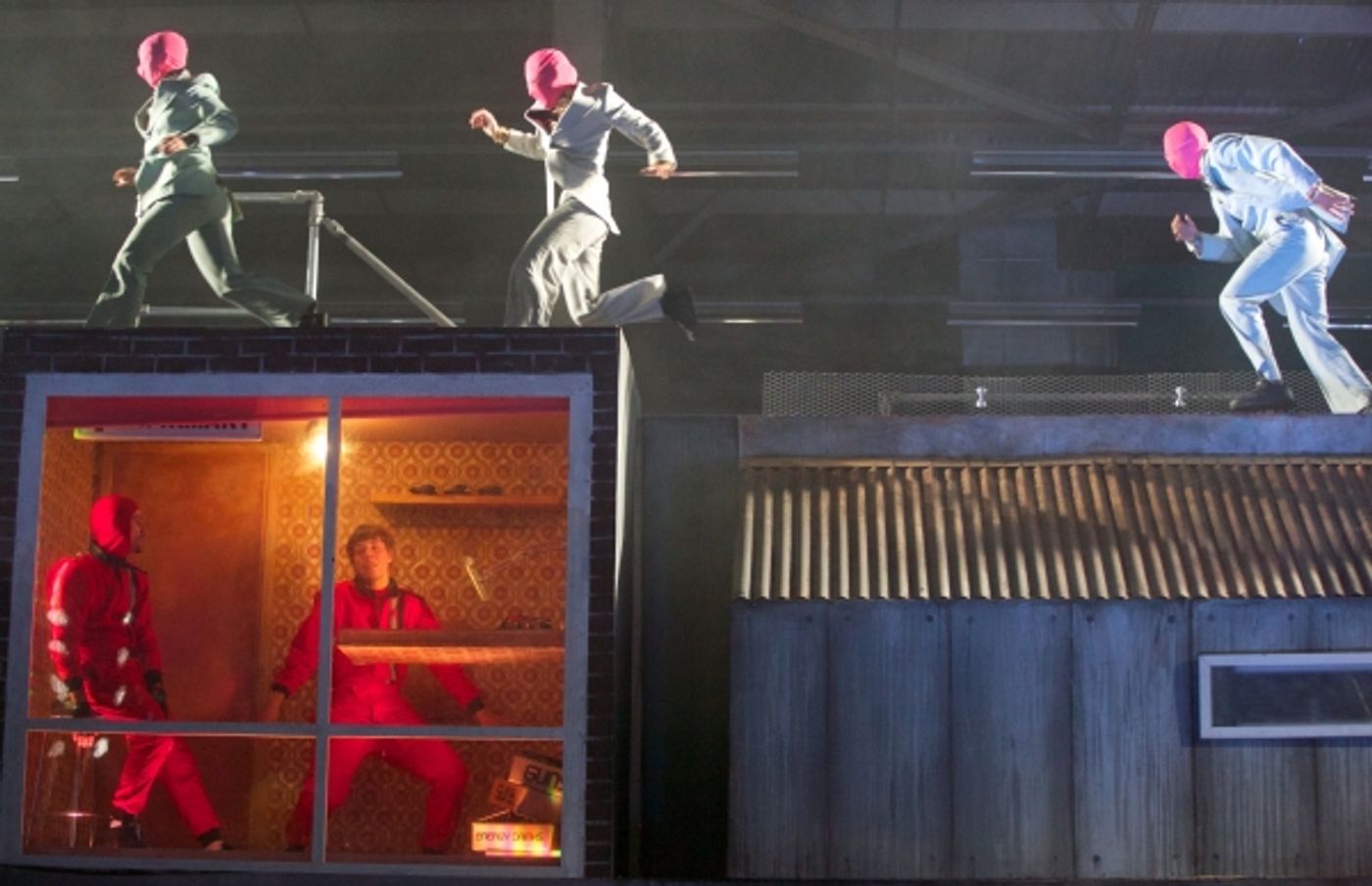 Photo Flash: New Shots from 360 Degree-Performance THE ROOF at Doon Street Car Park  Image