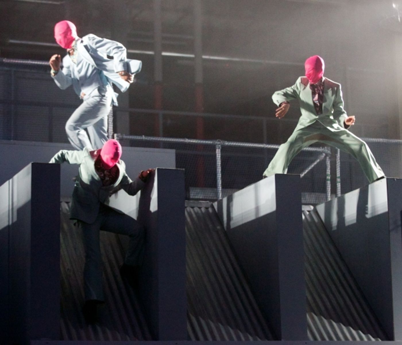 Photo Flash: New Shots from 360 Degree-Performance THE ROOF at Doon Street Car Park  Image