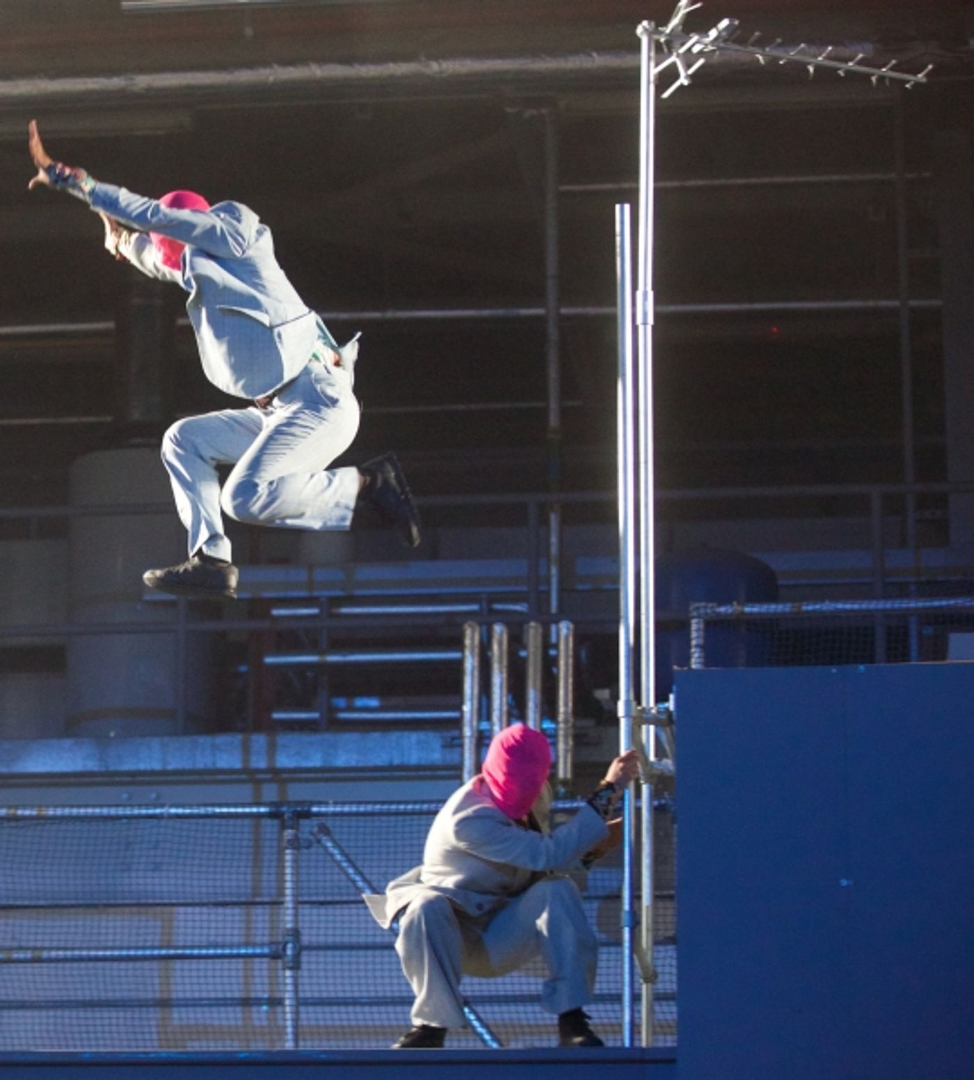 Photo Flash: New Shots from 360 Degree-Performance THE ROOF at Doon Street Car Park  Image