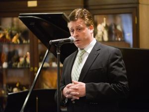 Anthony Kearns @ BroadwayWorld Anthony Kearns Photo