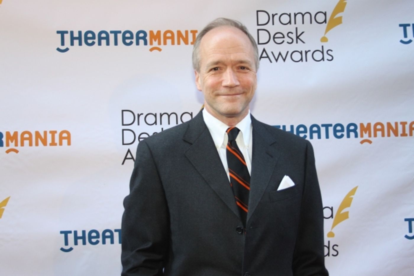 Photo Coverage: On the Red Carpet at the Drama Desk Awards- Part 1 Image