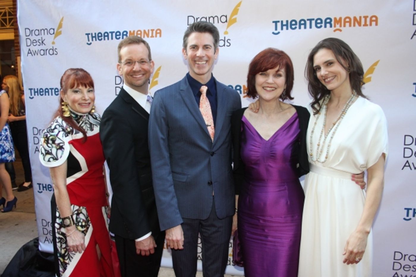 Photo Coverage: On the Red Carpet at the Drama Desk Awards- Part 1 Image