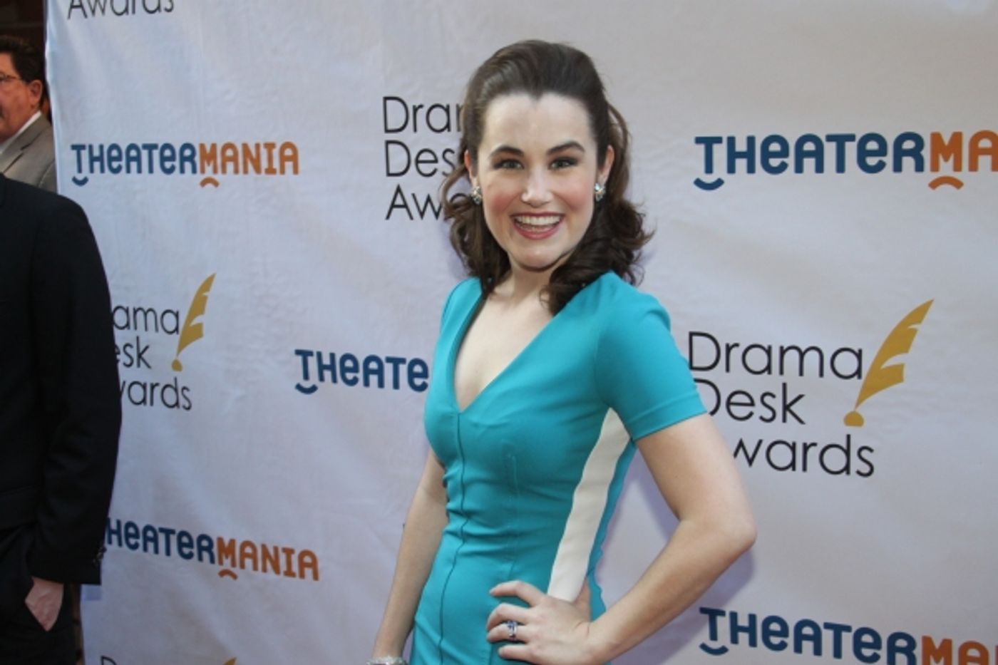 Photo Coverage: On the Red Carpet at the Drama Desk Awards- Part 1 Image