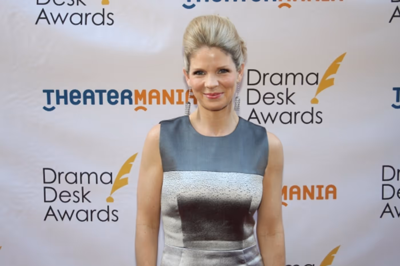 Photo Coverage: On the Red Carpet at the Drama Desk Awards- Part 1 Image