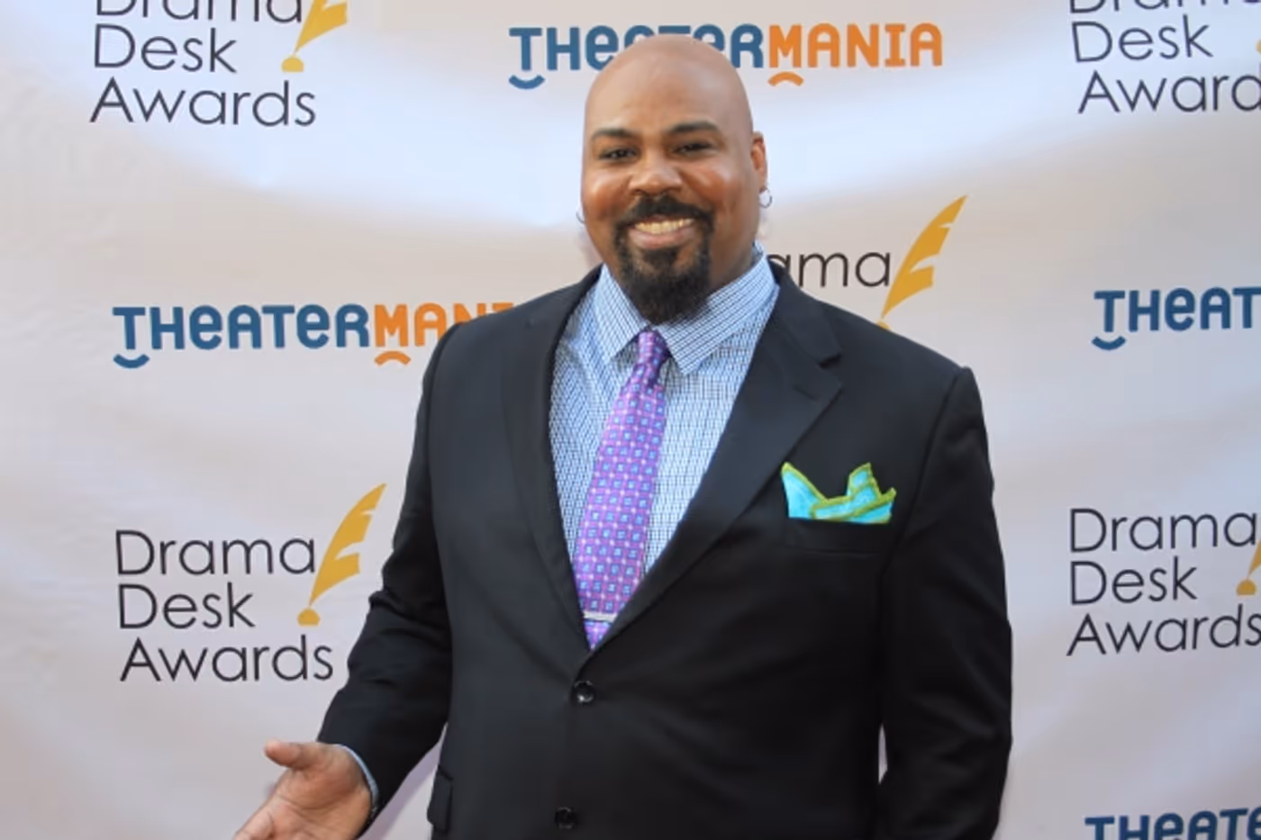 Photo Coverage: On the Red Carpet at the Drama Desk Awards- Part 1 Image