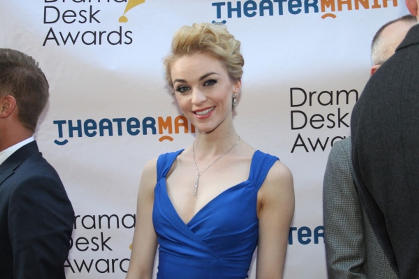 Photo Coverage: On the Red Carpet at the Drama Desk Awards- Part 2 Image