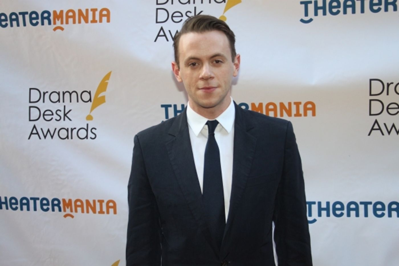 Photo Coverage: On the Red Carpet at the Drama Desk Awards- Part 2 Image