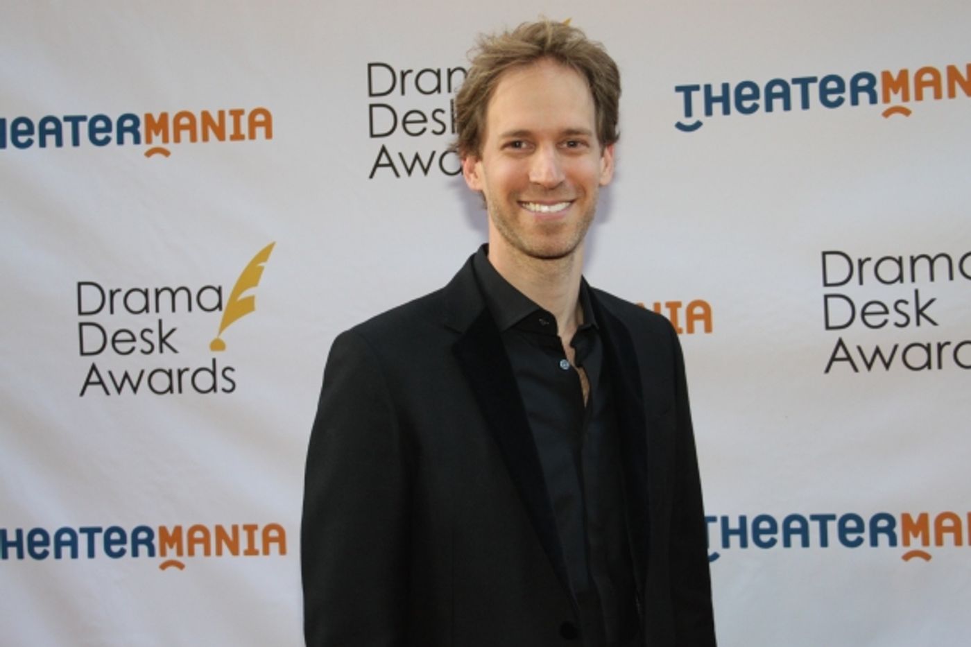 Photo Coverage: On the Red Carpet at the Drama Desk Awards- Part 2 Image