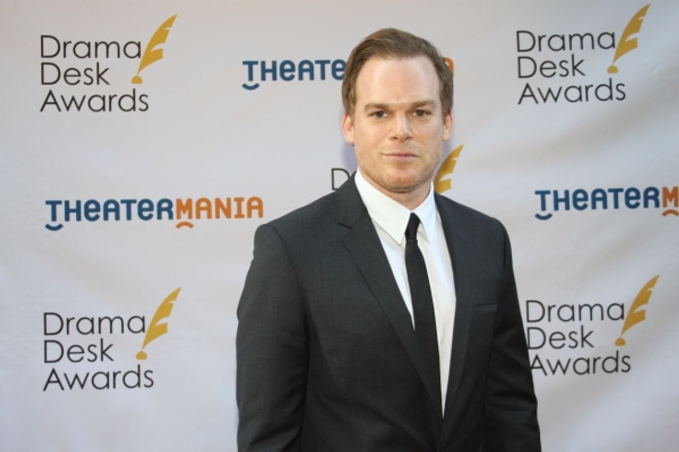 Photo Coverage: On the Red Carpet at the Drama Desk Awards- Part 2 Image