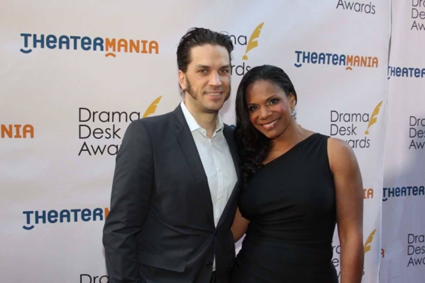 Photo Coverage: On the Red Carpet at the Drama Desk Awards- Part 2 Image