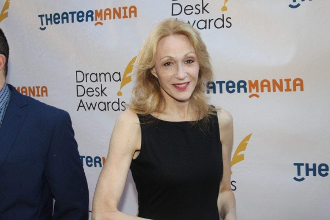 Photo Coverage: On the Red Carpet at the Drama Desk Awards- Part 2 Image