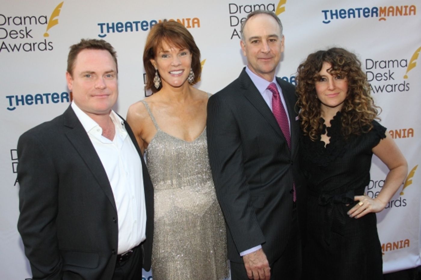 Photo Coverage: On the Red Carpet at the Drama Desk Awards- Part 2 Image