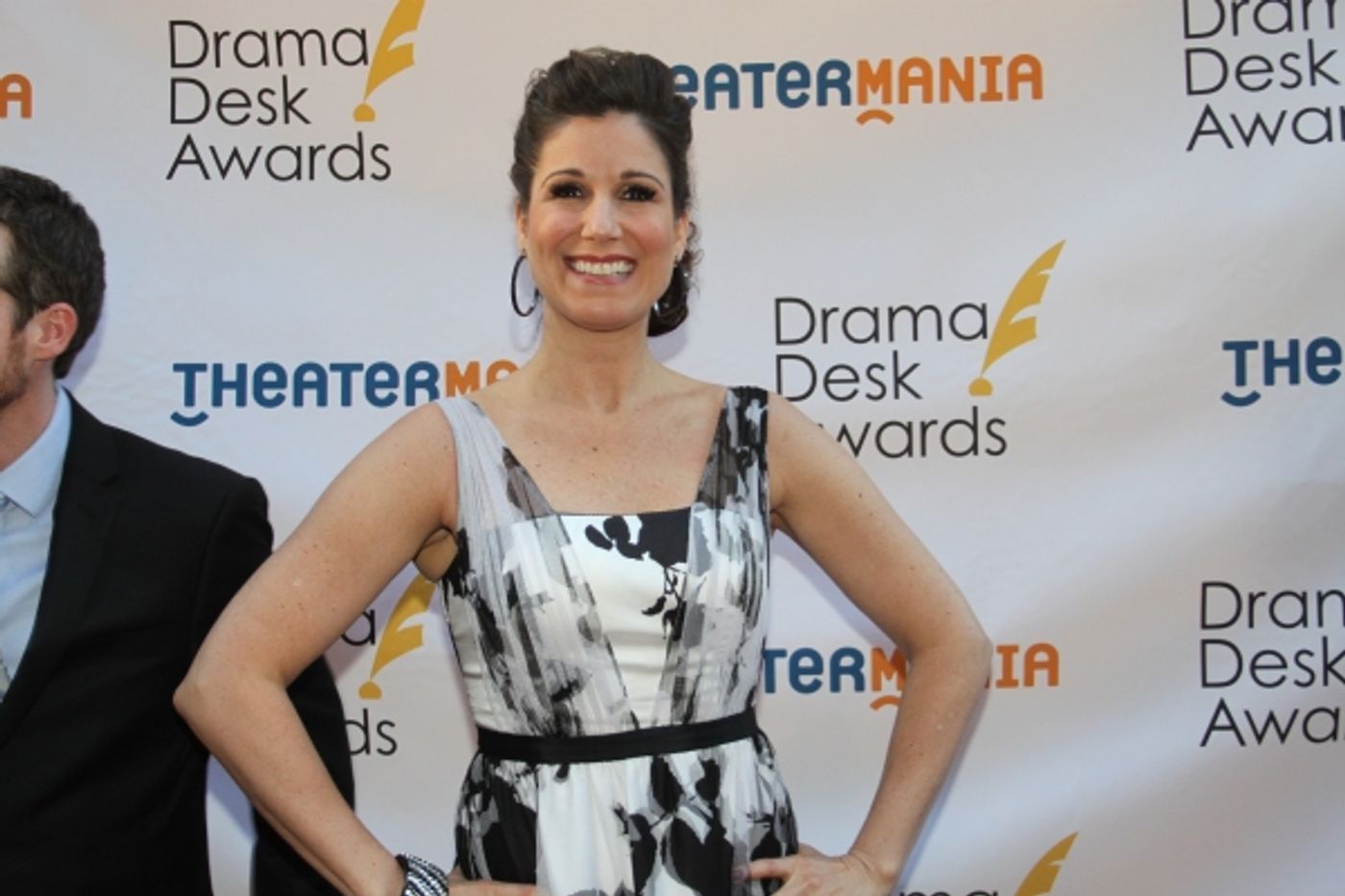 Photo Coverage: On the Red Carpet at the Drama Desk Awards- Part 2 Image
