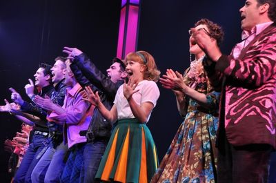 Bobby Conte Thornton Shane Donovan, Tess Soltau, Tommy Bracco, Eloise Kropp, Donna En Photo