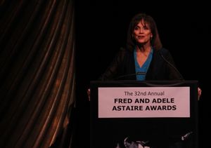 Valerie Harper Photo