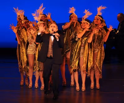Stephen DeRosa and the Onyx girls from Boardwalk Empire Photo