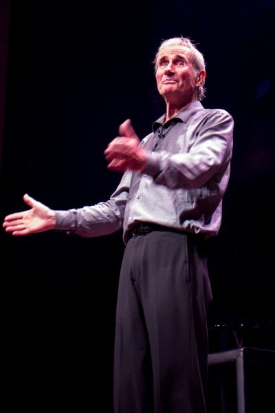 Jim Dale Photo