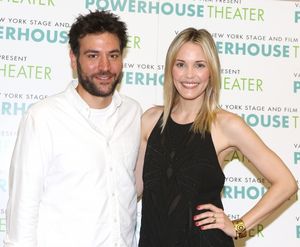 Josh Radnor and Leslie Bibb @ BroadwayWorld Josh Radnor and Leslie Bibb Photo