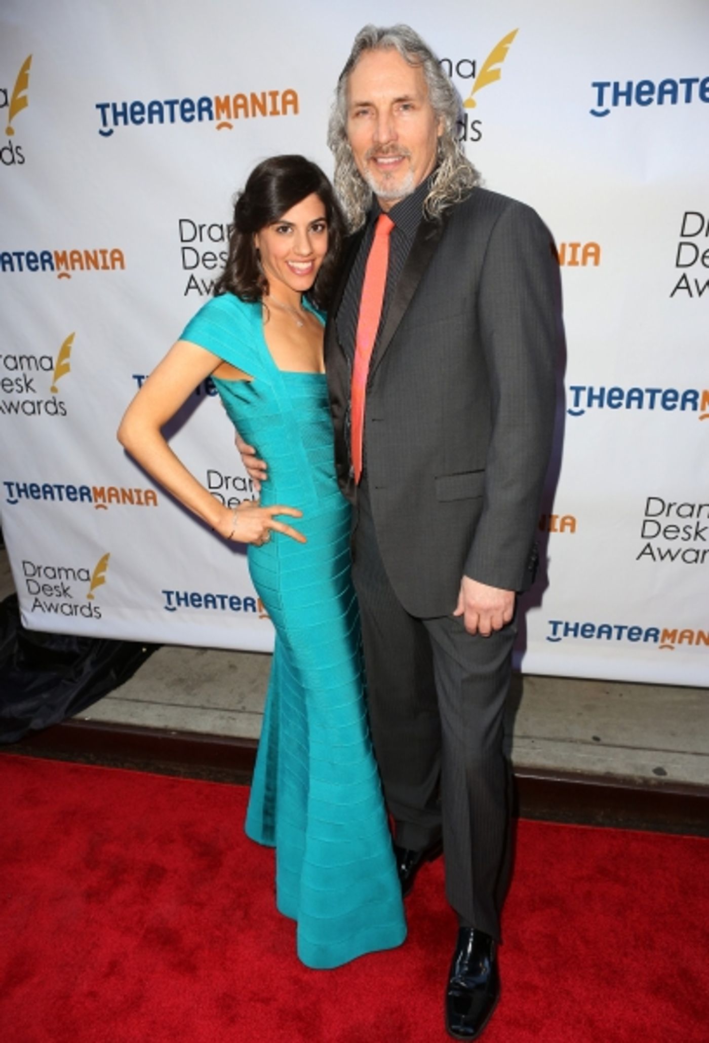 Photo Coverage: Red Carpet Fashions at the Drama Desk Awards!  Image
