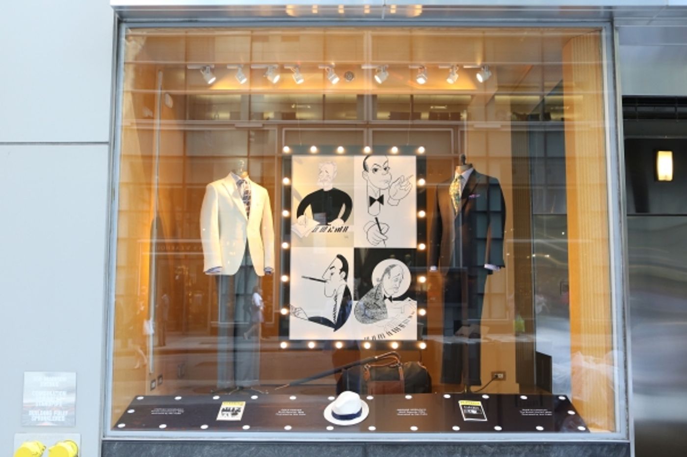 Photo Coverage: Paul Stuart Windows Celebrate Broadway: Ken Fallin-A Salute to the Tonys  Image