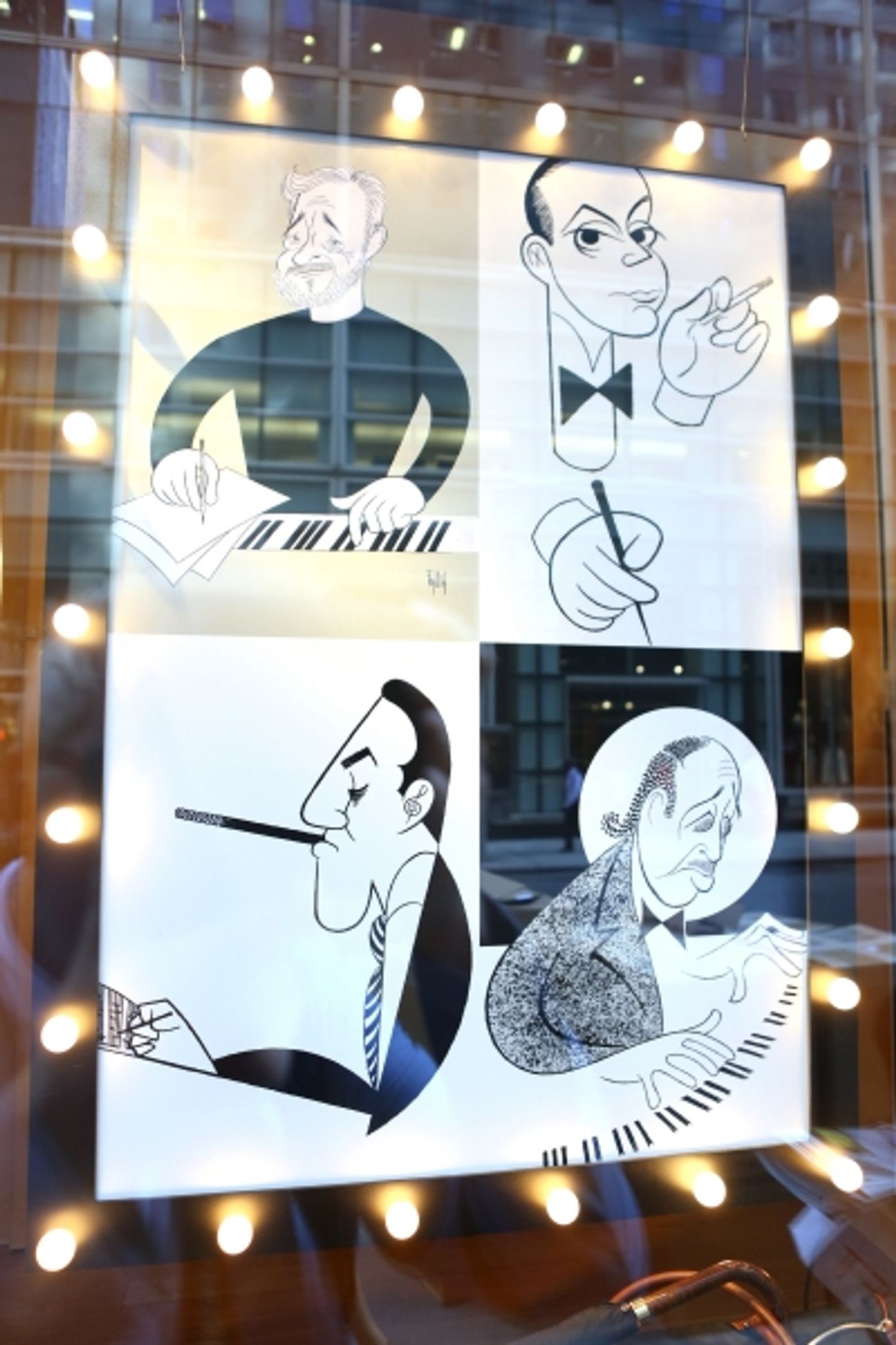 Photo Coverage: Paul Stuart Windows Celebrate Broadway: Ken Fallin-A Salute to the Tonys  Image