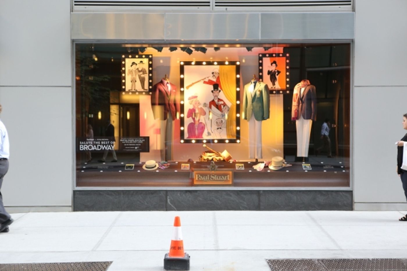 Photo Coverage: Paul Stuart Windows Celebrate Broadway: Ken Fallin-A Salute to the Tonys  Image