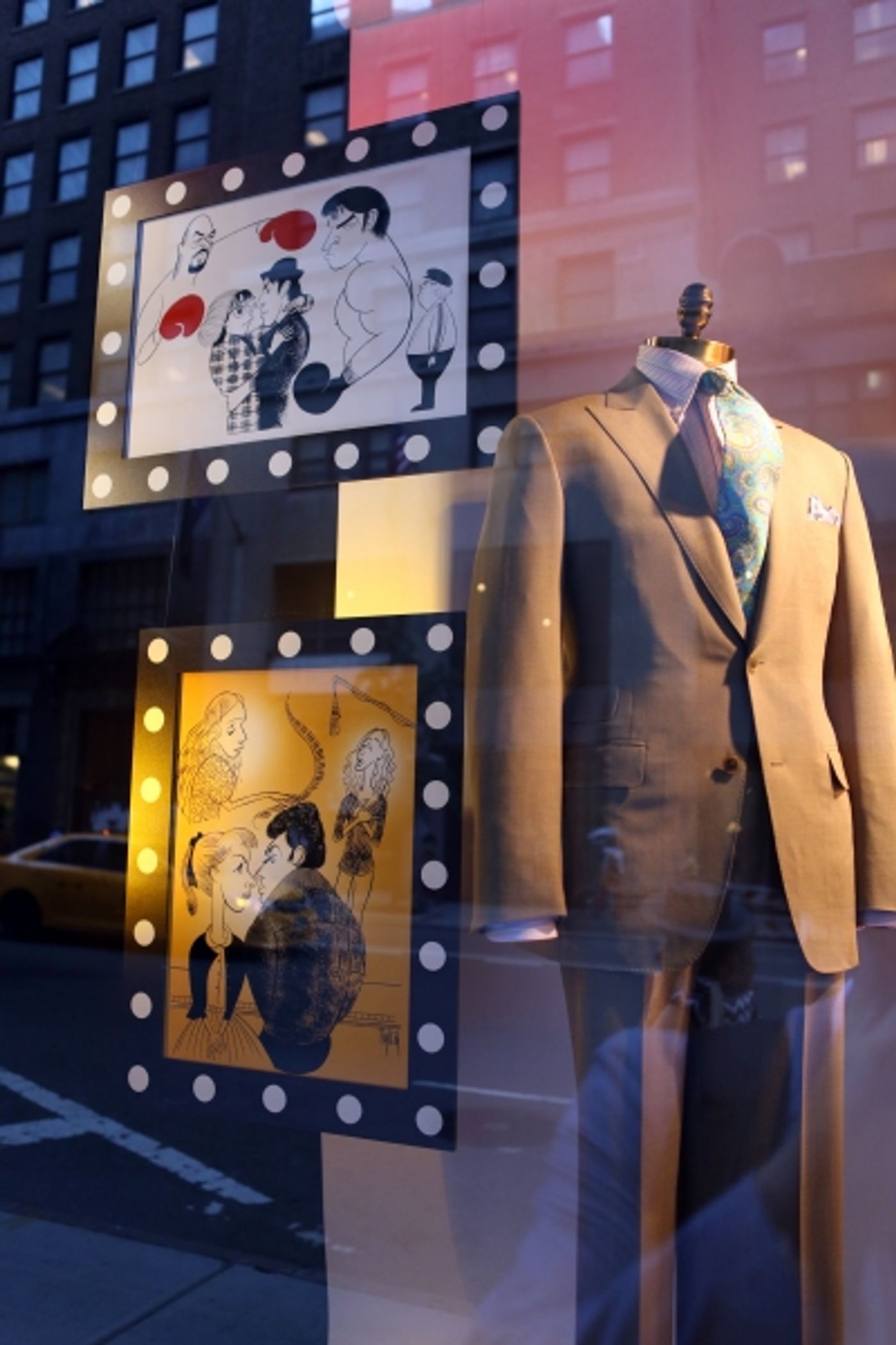 Photo Coverage: Paul Stuart Windows Celebrate Broadway: Ken Fallin-A Salute to the Tonys  Image