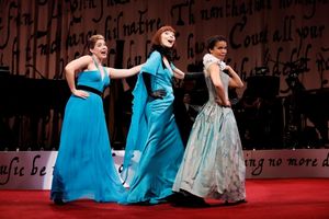 Laurie Wells, Karen Akers, and Britney Coleman @ BroadwayWorld Laurie Wells, Karen Akers, and Britney Coleman Photo