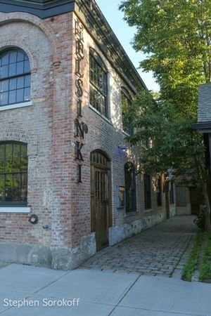 John Pizzarelli & Jessica Molaskey @ BroadwayWorld John Pizzarelli & Jessica Molaskey Photo