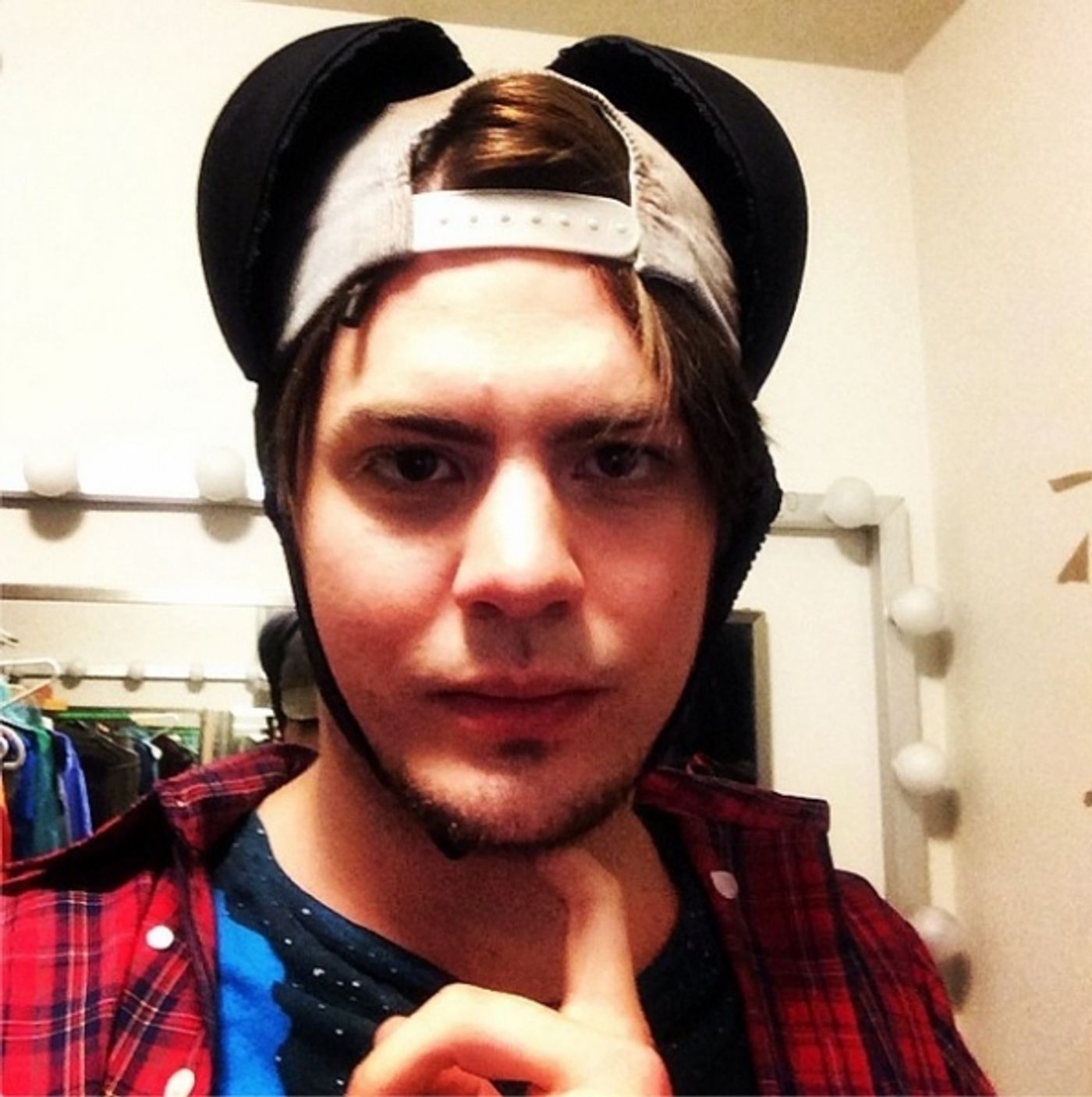 Photo Flash: Saturday Intermission Pics, 6/7 - Part 2 - Tonys Fever Spreads!  Image