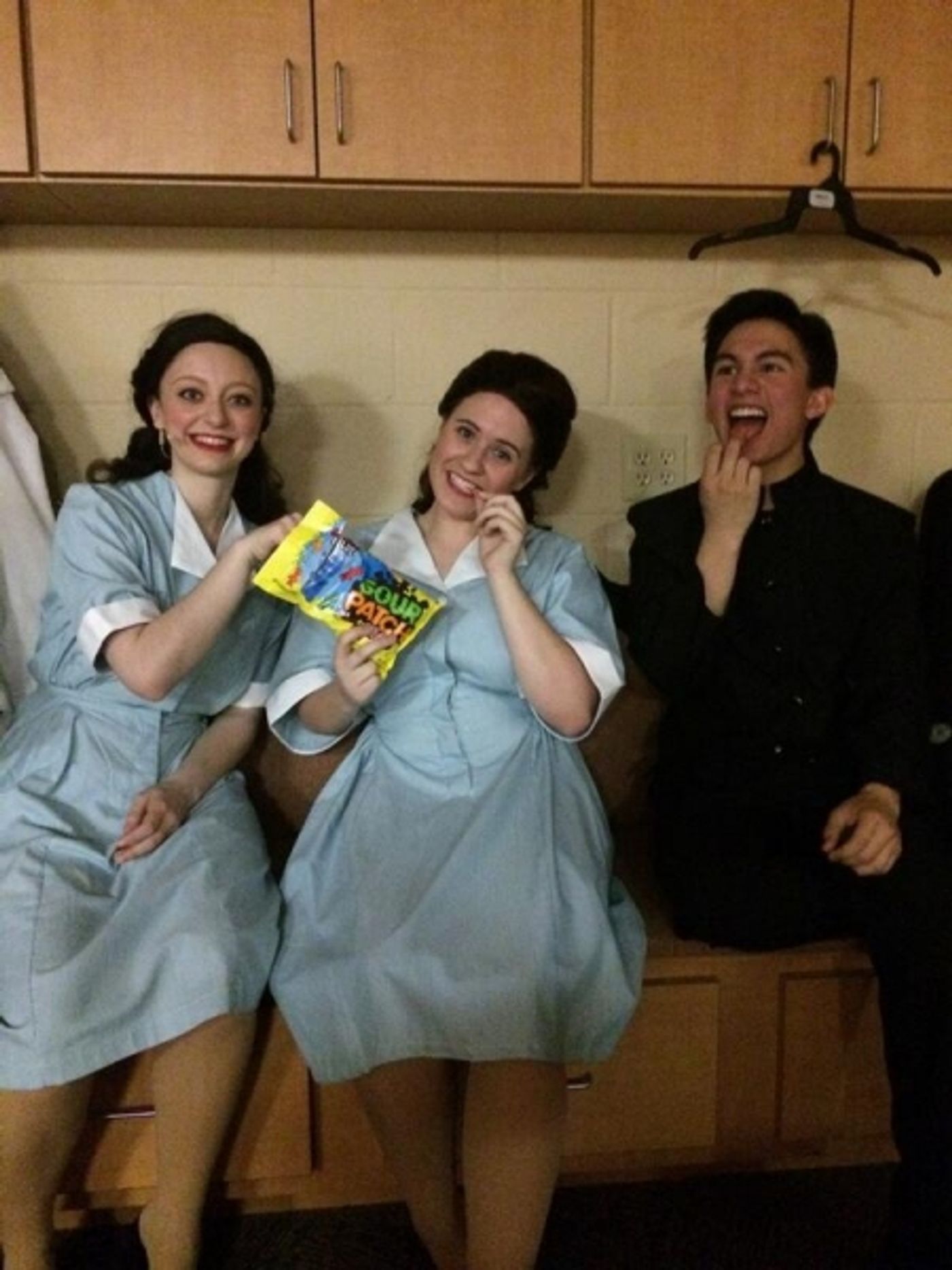 Photo Flash: Saturday Intermission Pics, 6/7 - Part 2 - Tonys Fever Spreads!  Image