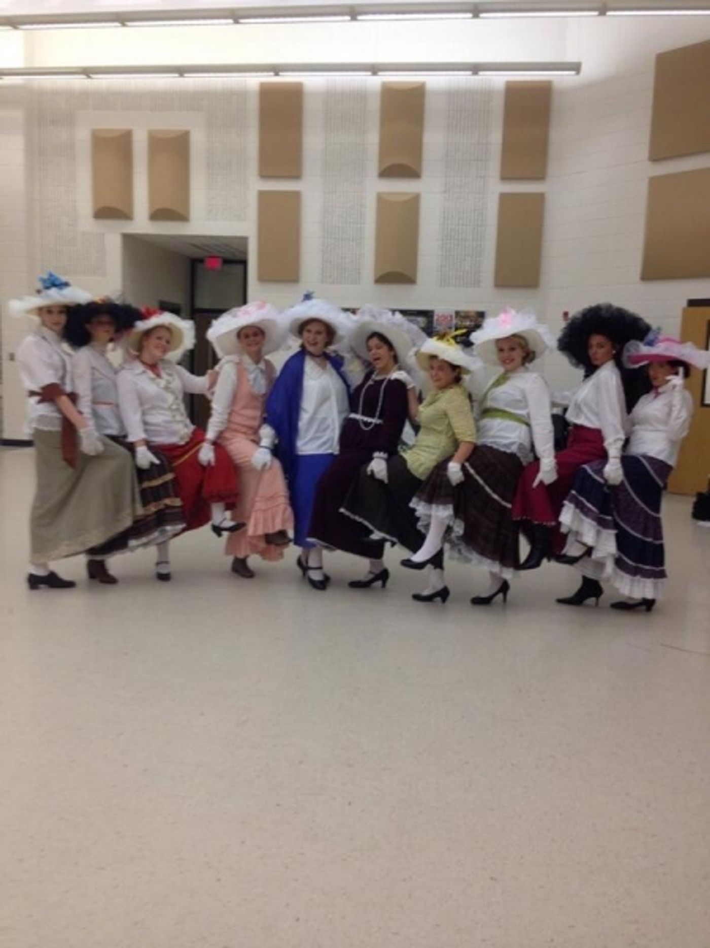 Photo Flash: Saturday Intermission Pics, 6/7 - Part 2 - Tonys Fever Spreads!  Image