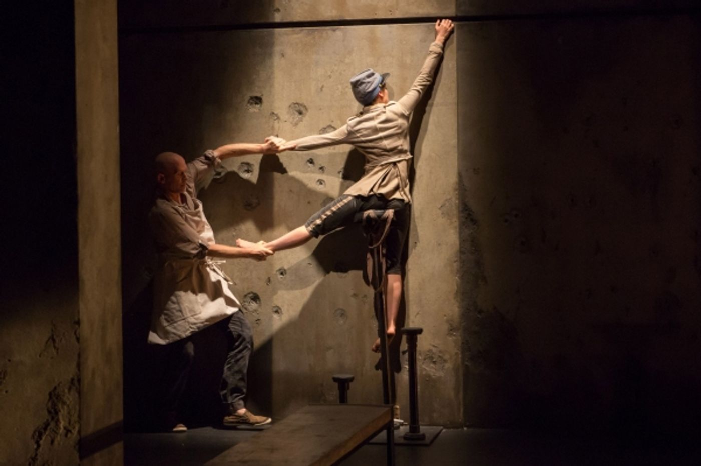 Photo Flash: First Look at Bill Pullman & More in Arena Stage's HEALING WARS  Image