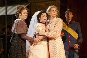 Kathryn Meisle, Ismenia Mendes, Lily Rabe, and Alex Breaux  Photo