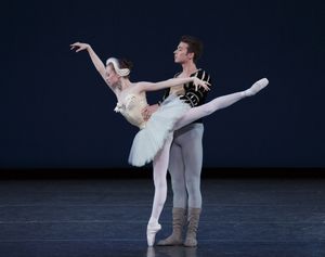 Alston Macgill as Odette and Joshua Shutkind as Prince Siegfried in Swan Lake Photo
