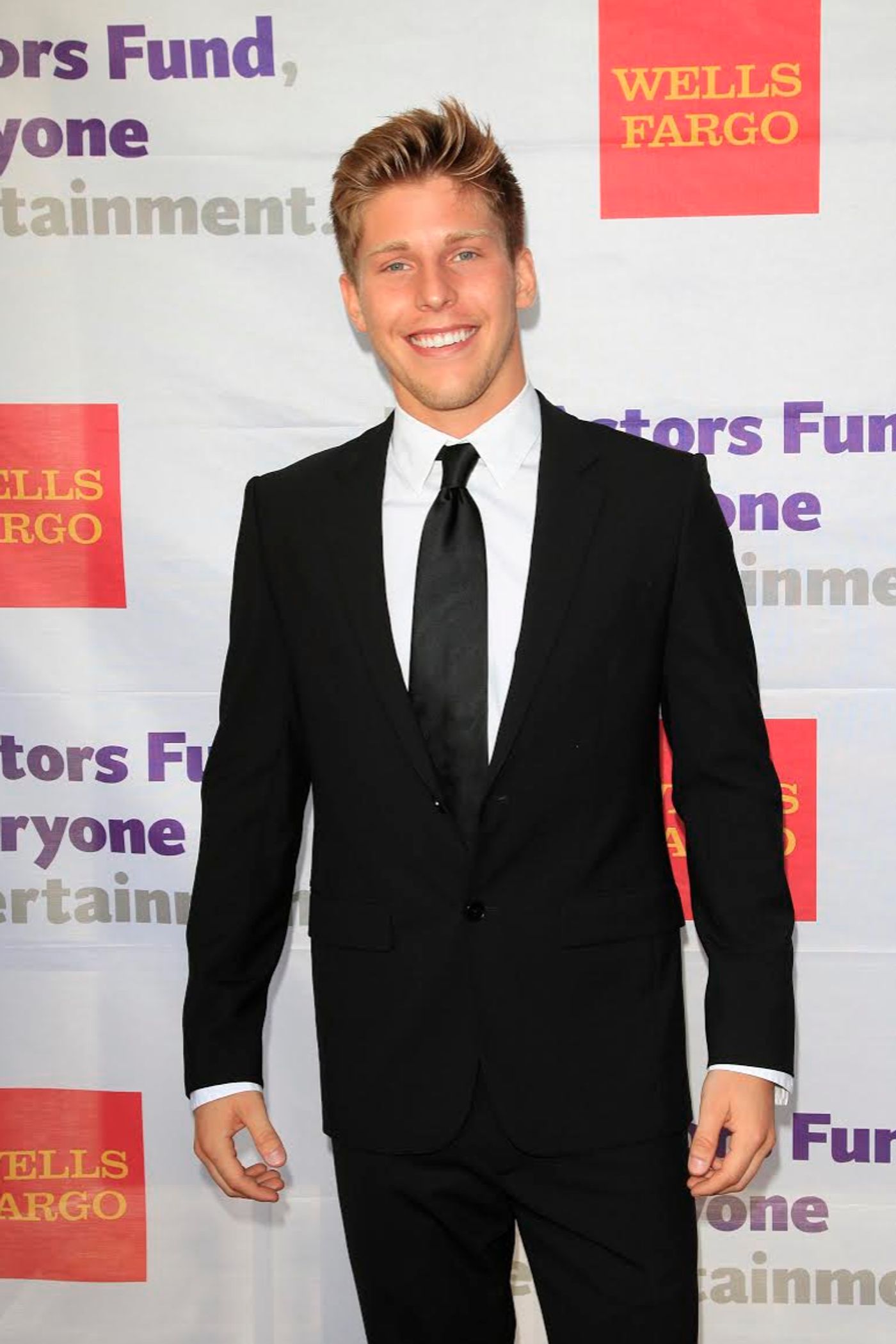 Photo Flash: First Look at TONY Award Party - Barbara Cook, Florence Henderson, Constantine Maroulis and More!  Image