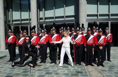 Constantine Maroulis and Florence Henderson lead the Broadway Band into dinner Photo