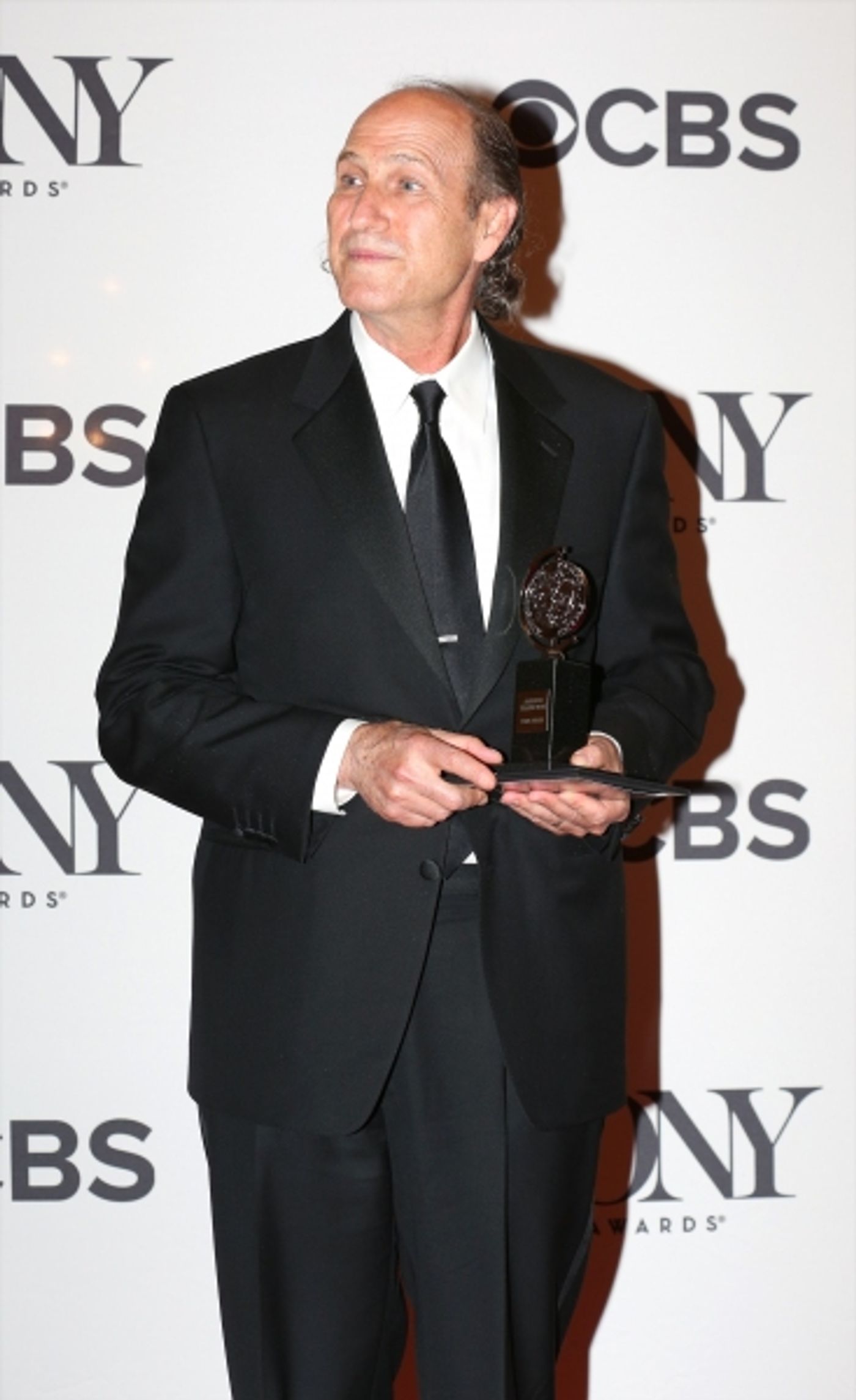 Photo Coverage: Inside the 2014 Tony Awards Winners' Circle - The Men Image