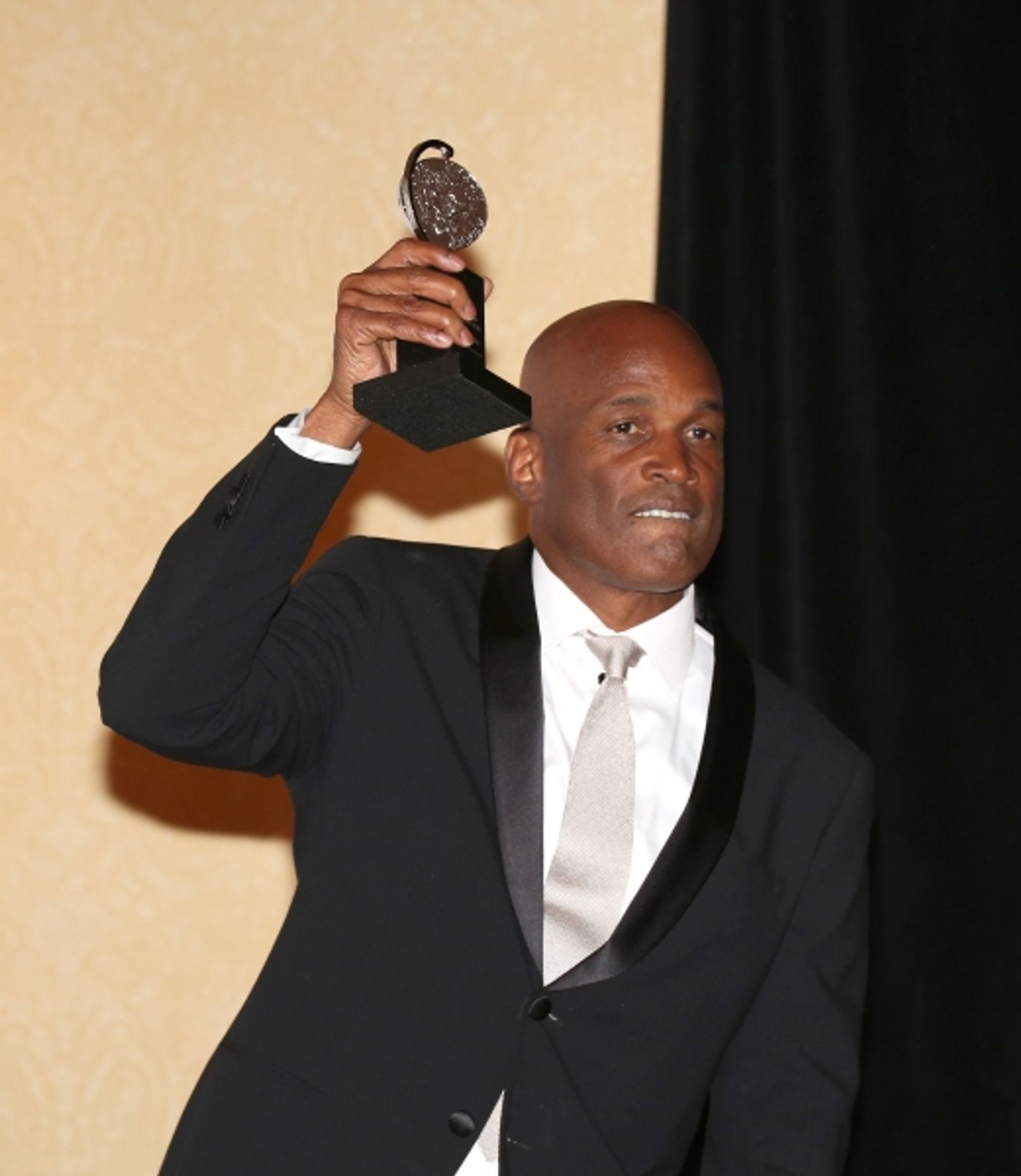 Photo Coverage: Inside the 2014 Tony Awards Winners' Circle - The Men Image