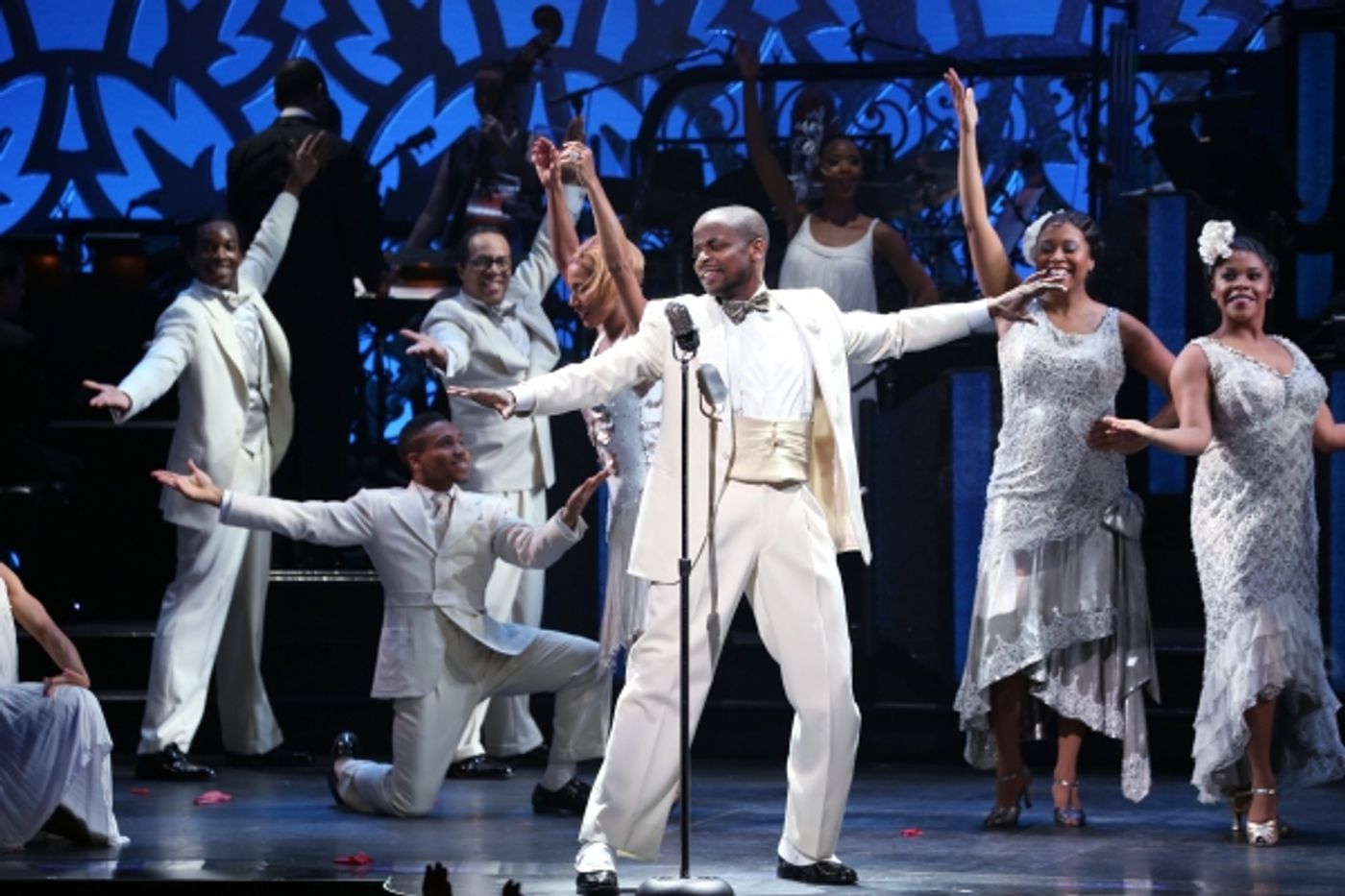Photo Coverage: Patti LaBelle Takes First Bows in Broadway's AFTER MIDNIGHT!  Image