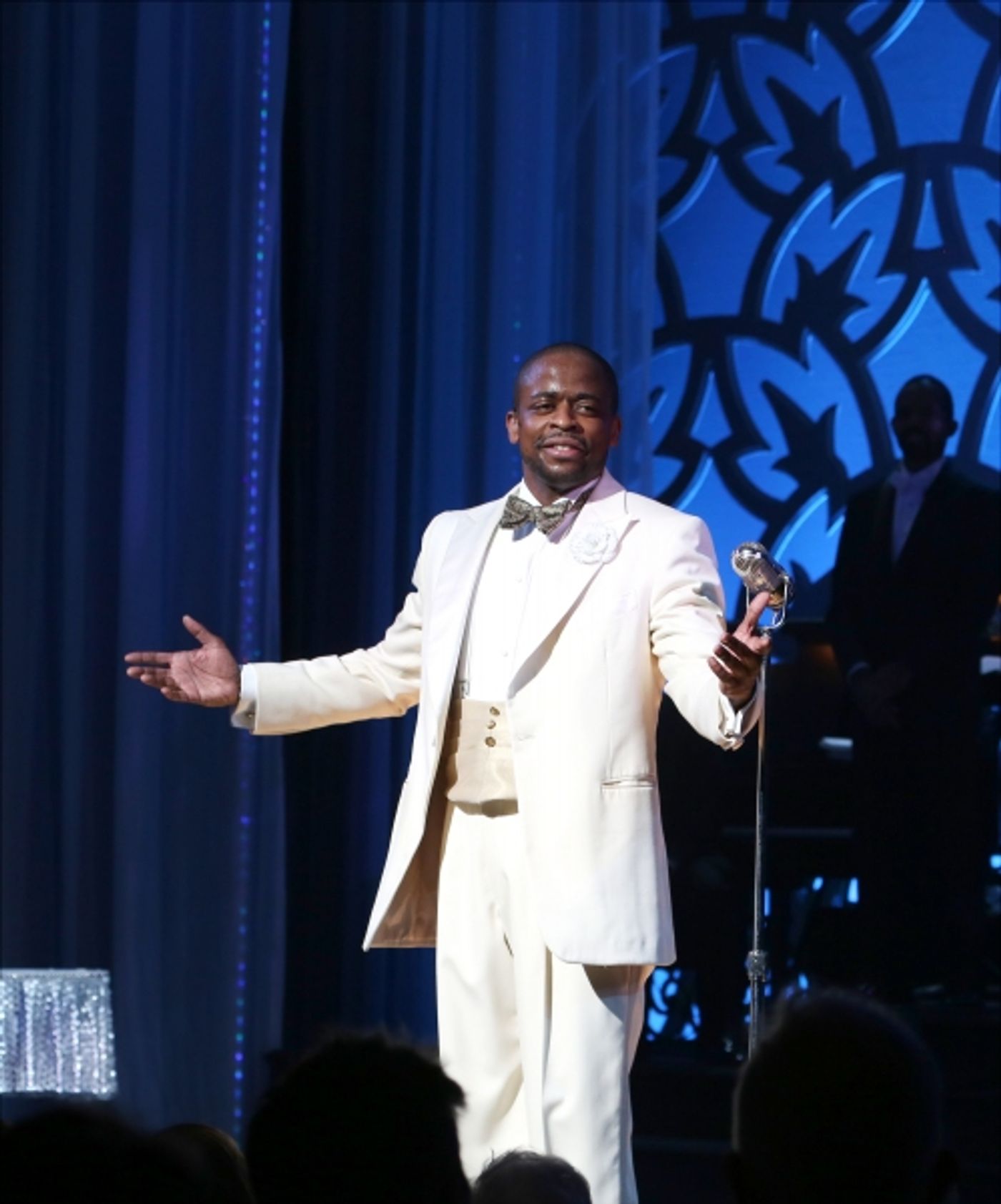 Photo Coverage: Patti LaBelle Takes First Bows in Broadway's AFTER MIDNIGHT!  Image