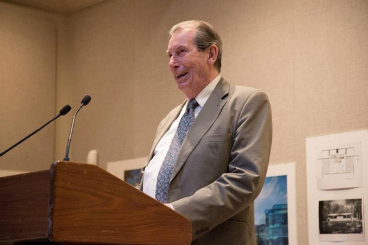 Richard Easton accepting the Shakespeare Medal  at 