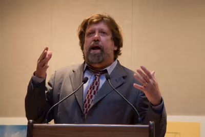 Oskar Eustis - Artistic Director of the Public Theater gives The Linda Gross Playing  Photo