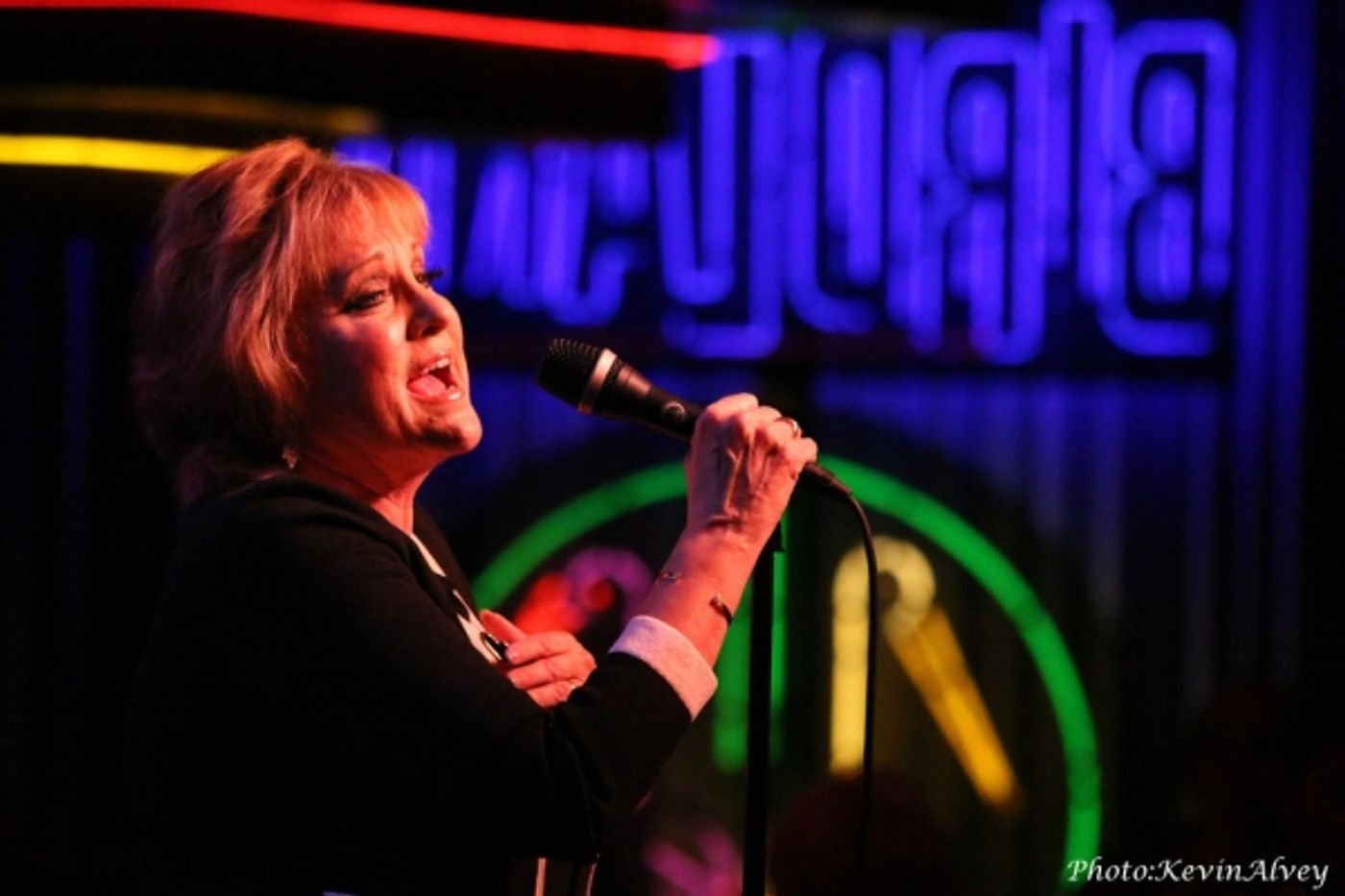 Photo Flash: Lorna Luft Plays Birdland  Image