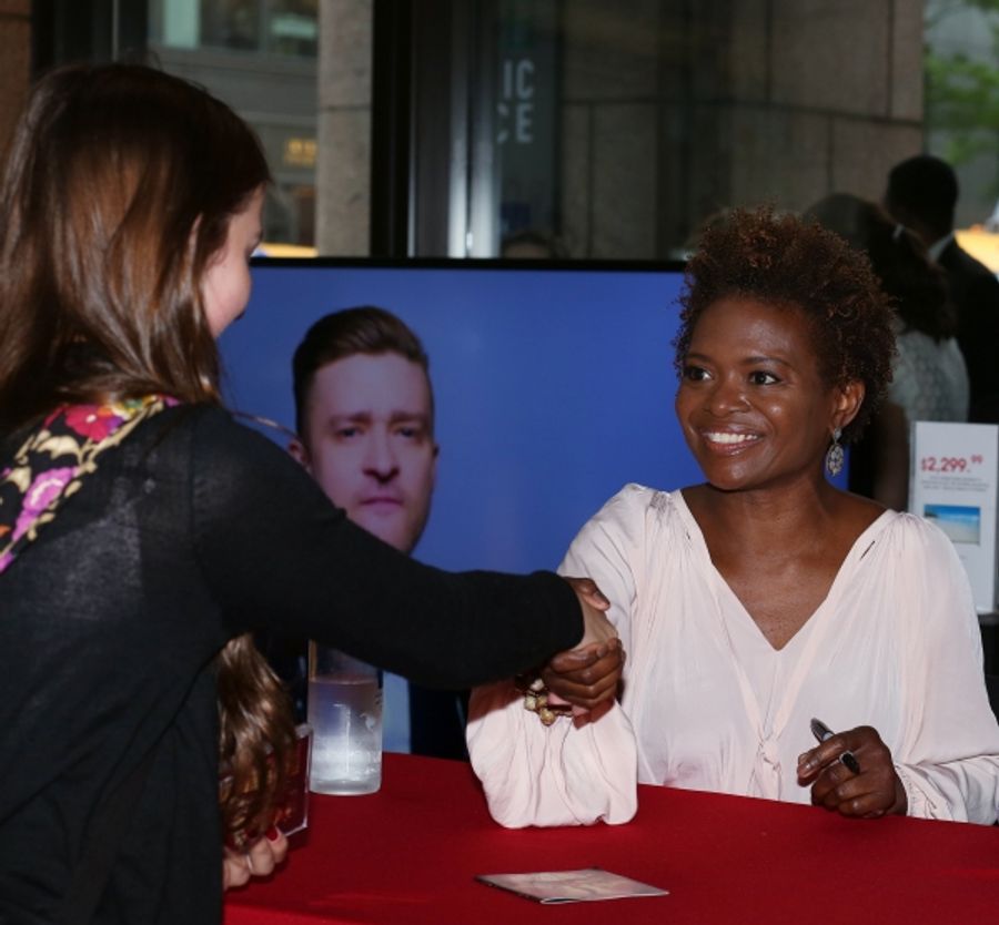 Photo Coverage: Idina Menzel, LaChanze, Anthony Rapp & More Celebrate IF/THEN Cast Album Release at Sony Store Image