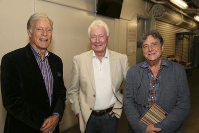 From left, actor Richard Chamberlain poses with cast members Phillip Craig and Richar Photo